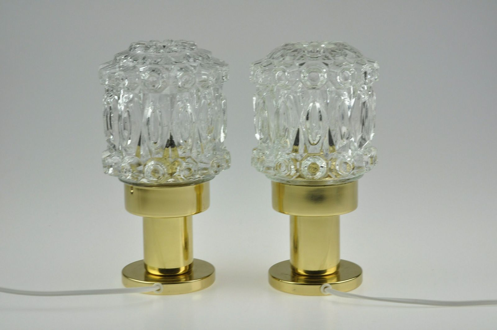 Pair Of Lamps, Pair Of Bedside Lamps, Bedside Lamp Pair, Bedside Lamps, Bedside Lamp, Table Lamp, Desk Lamp, Mid Century Lamp Pair photo for sale