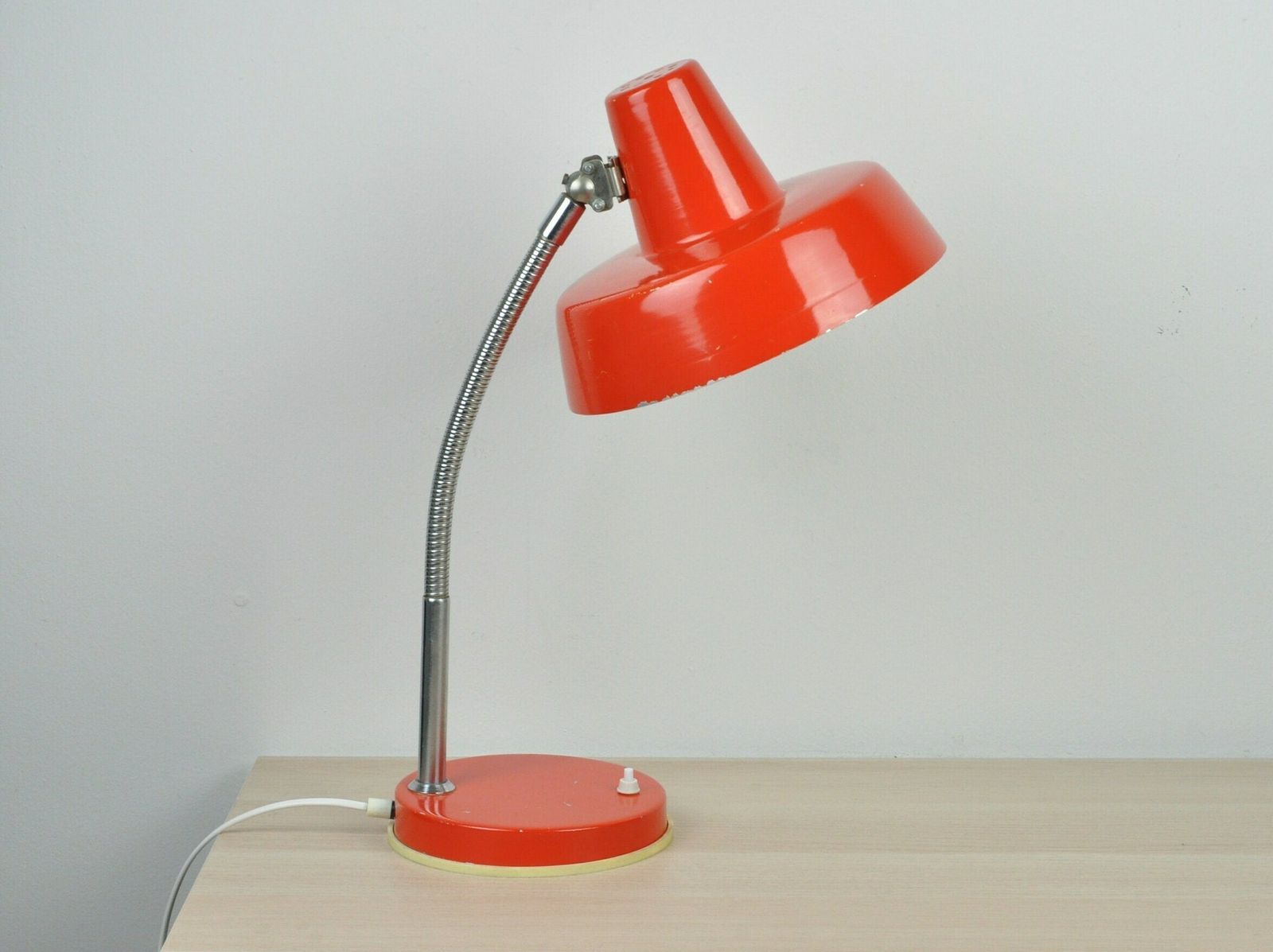 Mid Century Lamp, Rode Lamp, Industriële Lamp, Mid Century Verlichting, Tafellamp, Bureaulamp, Architectenlamp, Officelamp, Tafellicht, Verlichting