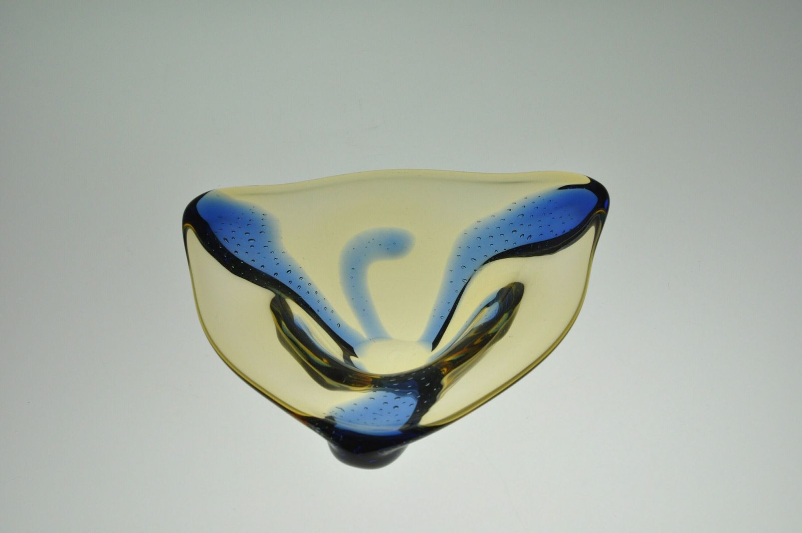 Hana Machovska Mstisov Glass Bowl, Art Glass Bowl, Czech Glass, Vintage Glass Bowl, Yellow Glass, Yellow Bowl, Pizzicato, Antique Bowls photo for sale
