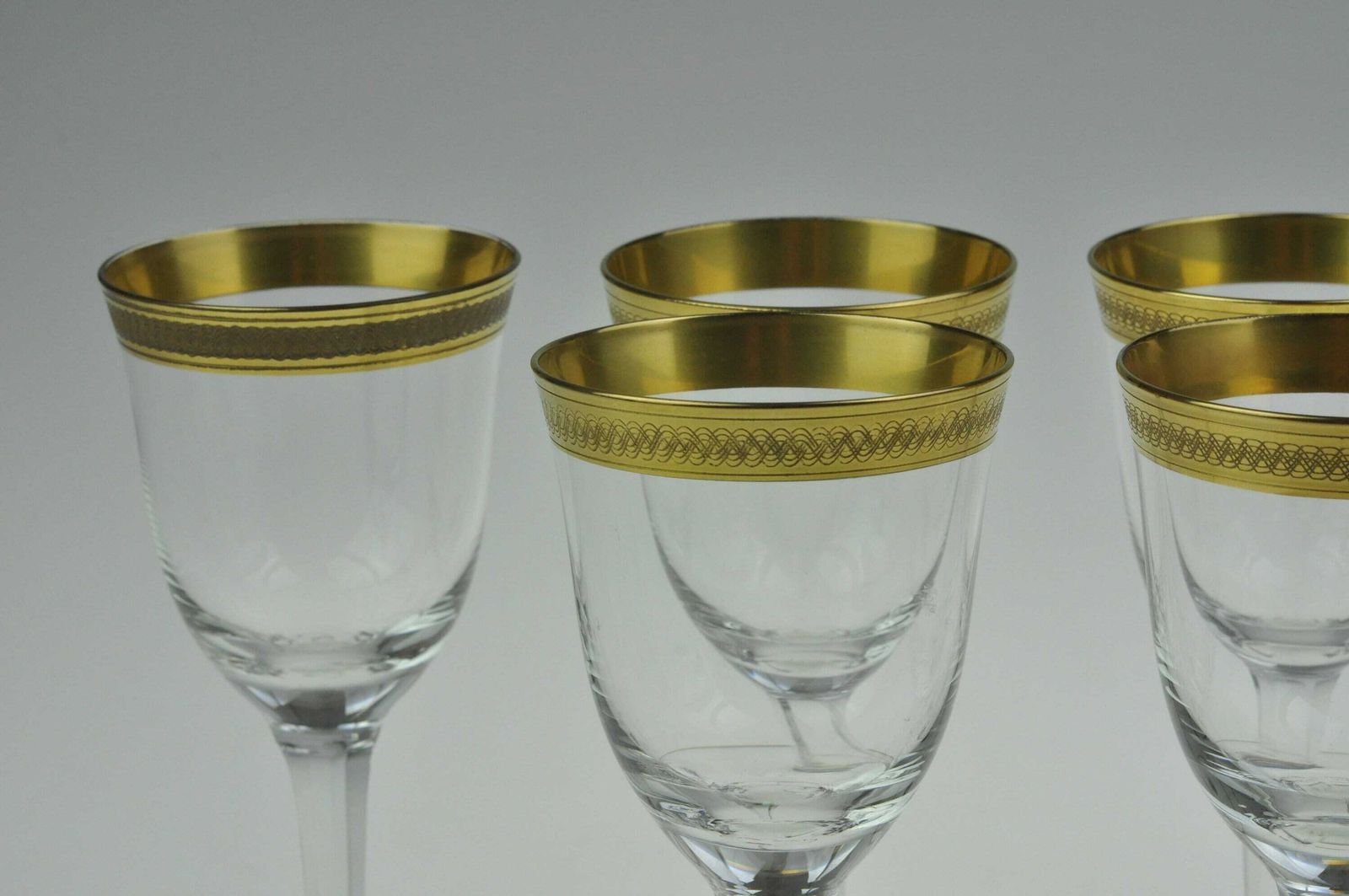 6 Vintage Boheemse Tsjechische Vintage Kelkglazen, Handgemaakt Glas, Verguld Glas photo for sale