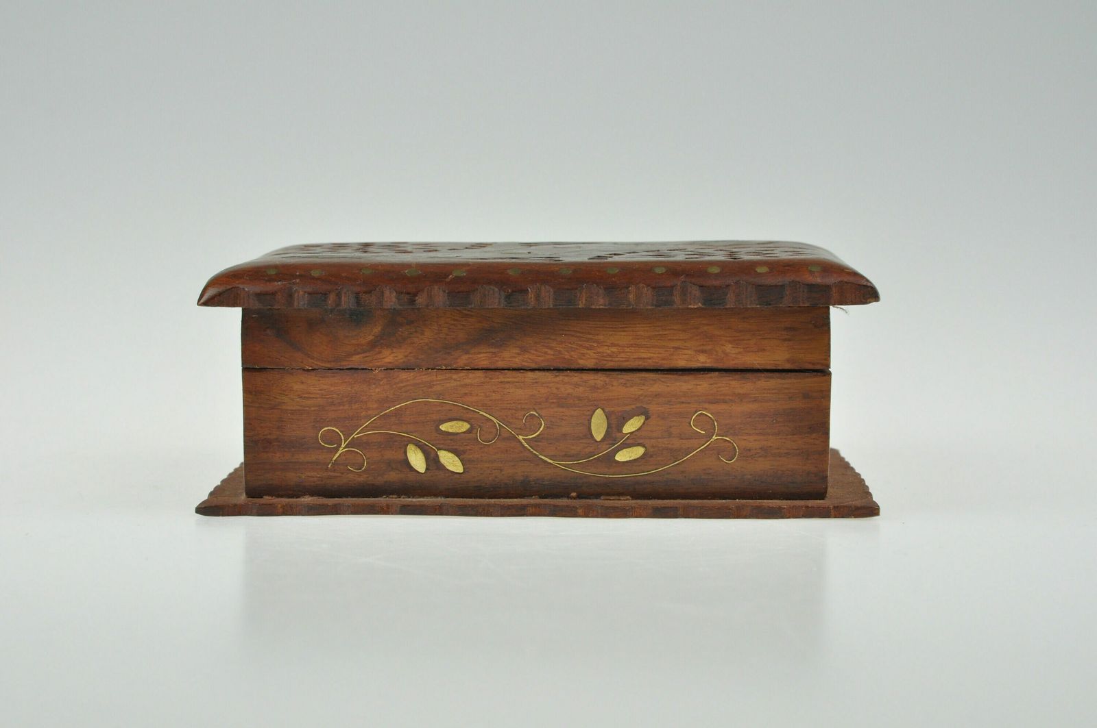 photo furniture Carved Wooden Box, Hand Carved Wooden Box, Vintage Wooden Box, Wooden Jewelry Box, Trinket Box, Vintage Wooden Box, Jewelry Box