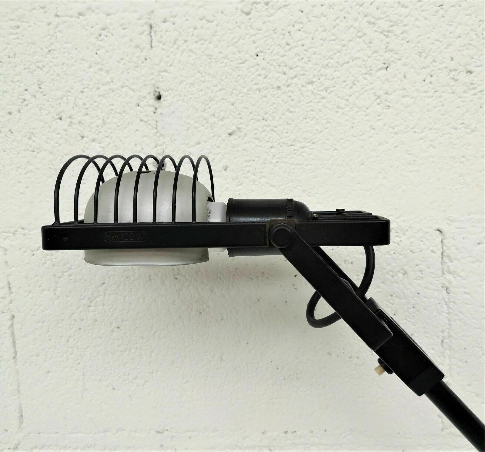 Table Lamp Sintesi Morsetto By Ernesto Gismondi For Artemide 70s photo furniture