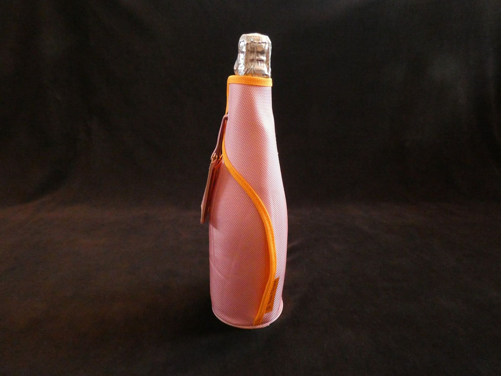 Veuve Clicquot Ponsardin Pink Ice Jacket, Veuve Clicquot Bottle Sleeve, Vcp Travel Case, Bag Bottle Holder Pink Ice Cooler photo for sale