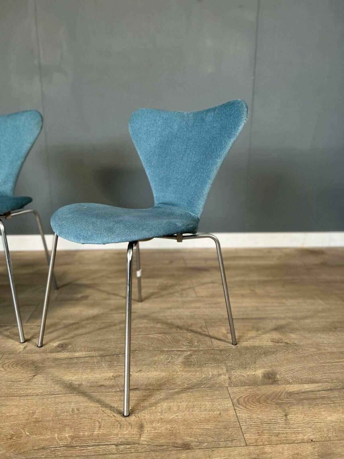 Set Of 3 Fritz Hansen Series 7 Chairs 1969 photo furniture