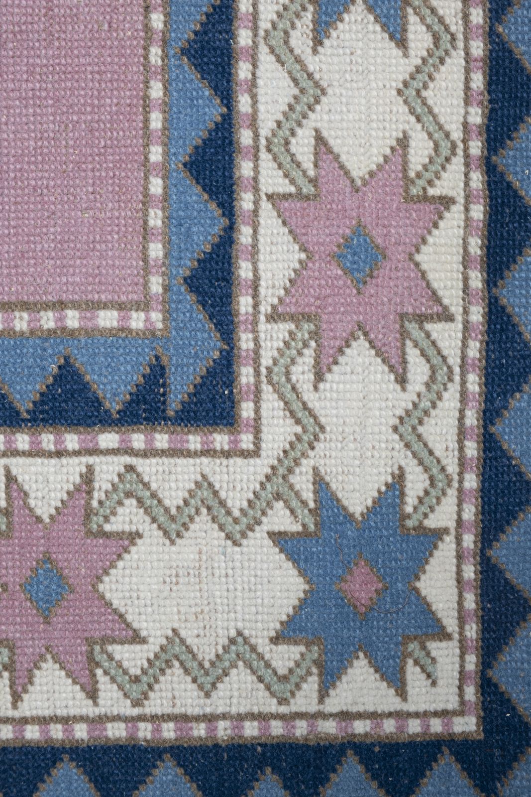 photo for sale Handknotted Turkish Kars Rug   Designer Carpet
