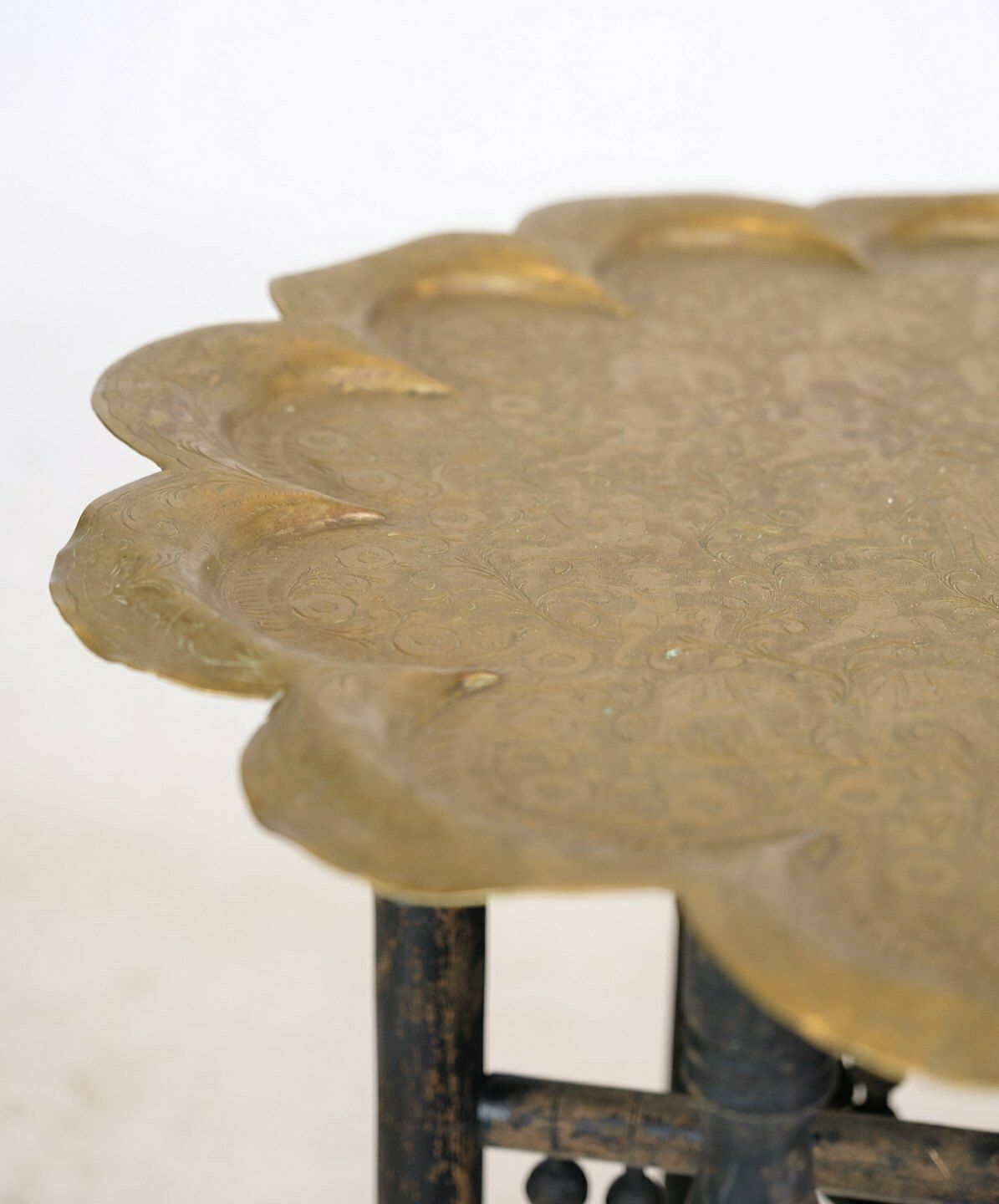 Table Indian Origin In Brass From 1950 photo vinterior