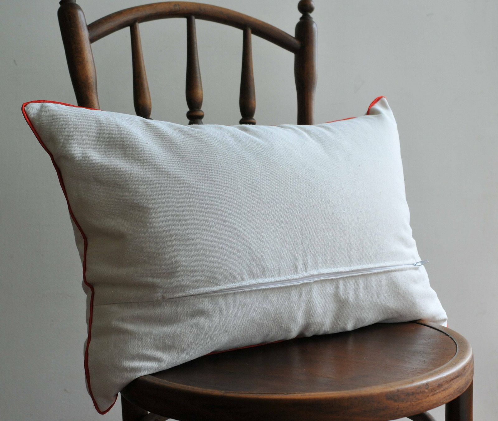Large Vintage Ethnic Woven Throw Pillowcase   Red And White Decorative Pillow With Satin Piping   Rustic Farmhouse Style Pillow Cover photo 90.0