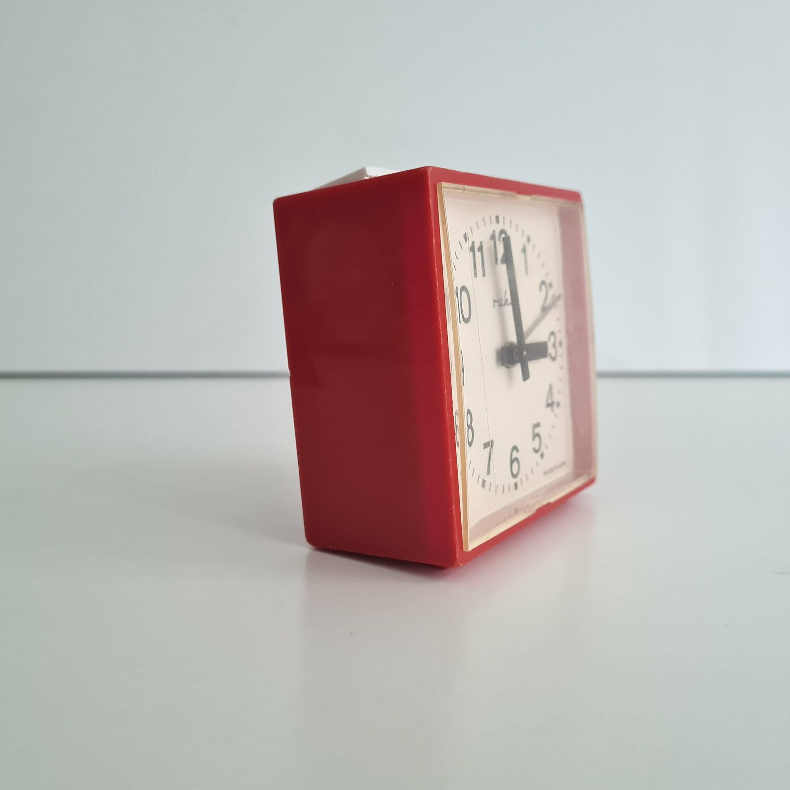 Vintage Mid Century Modern Red Mechanical Alarm Clock Ruhla Gdr 70s photo Home Decor