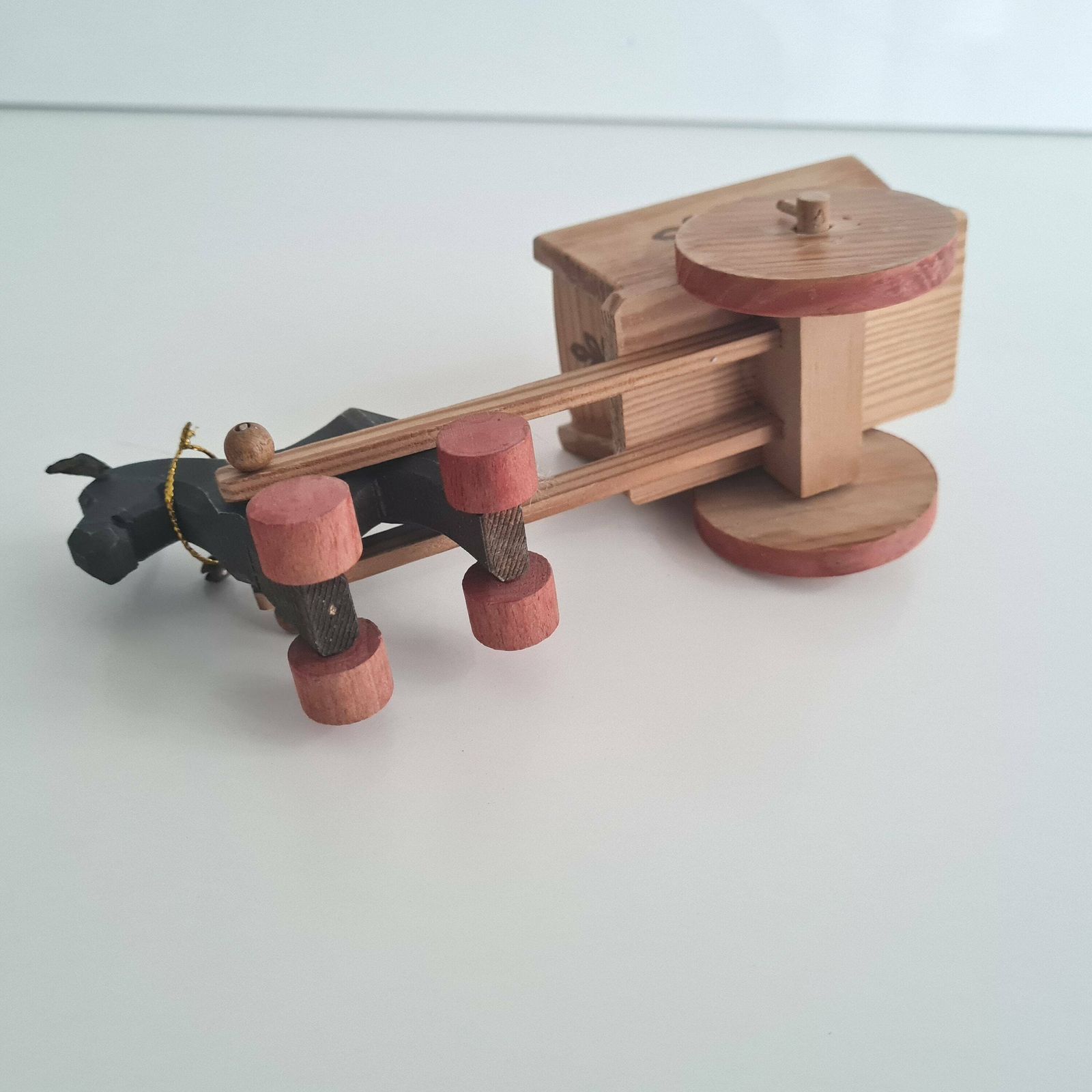 Vintage Retro Erzgebirge Ezel Met Kar – Houten Decoratie, Gemaakt In Oost Duitsland photo vinterior