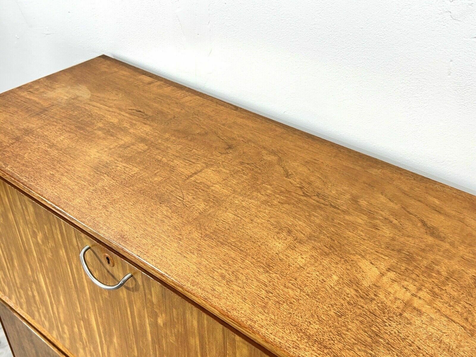 Gordon Russell Of Broadway, Rare Mid Century Bureau photo vinterior