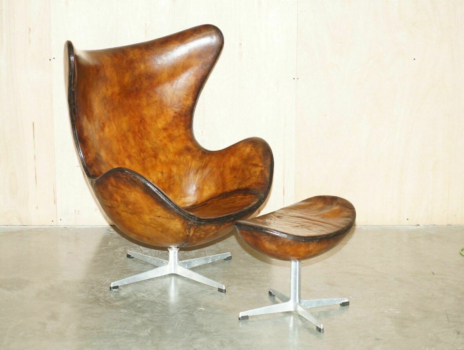 Original Fully Restored 1965 Fritz Hansen Egg Chair & Footstool In Brown Leather