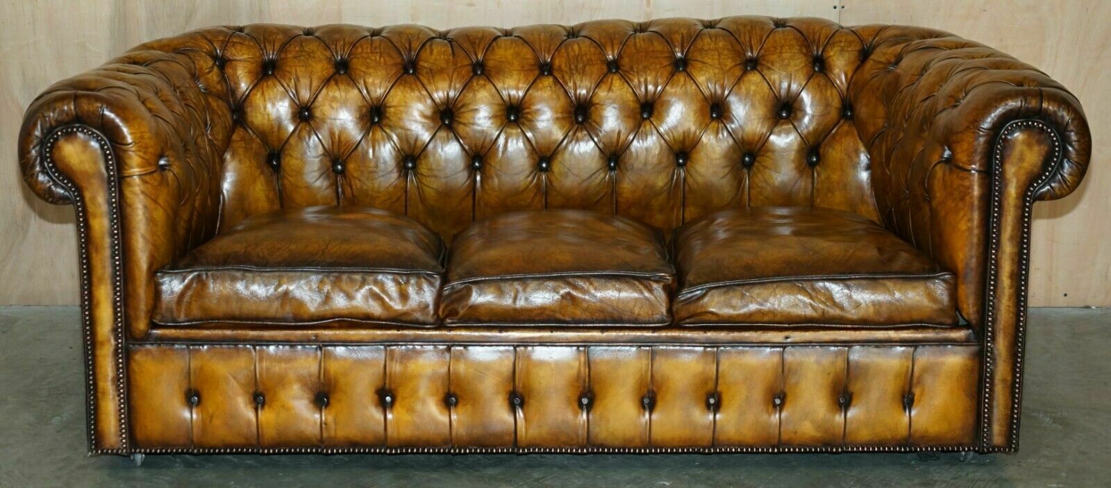 Super Rare Fully Restored Vintage Cigar Brown Leather Chesterfield Sofa Bed photo for sale