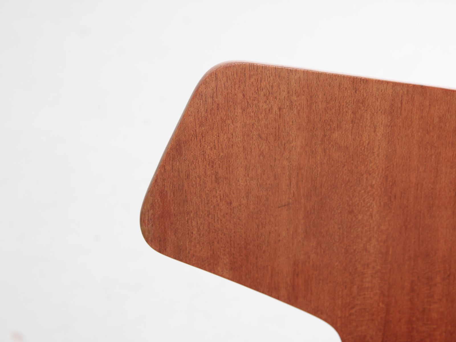 photo buy Set Of 3 Chairs "Grand Prix" Of Arne Jacobsen In Teak