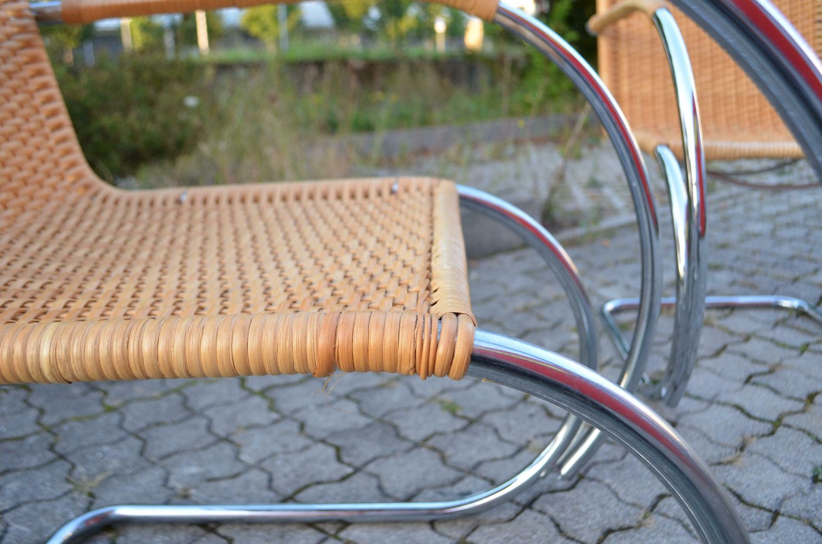 photo vinterior Early Thonet S533 Rf Cane Weißenhof Armchair Chair Mies Van Der Rohe Set Of 2