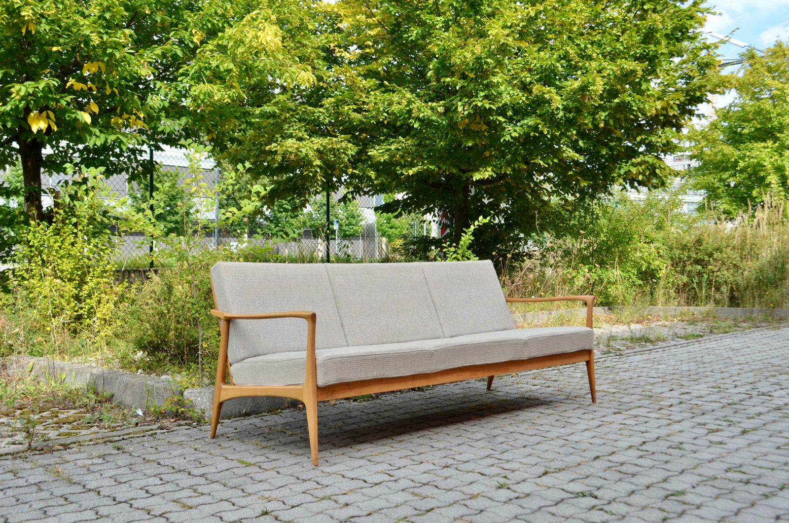 Wilhelm Knoll Antimott Walnut Mid Century Sofa Grey Wool photo furniture