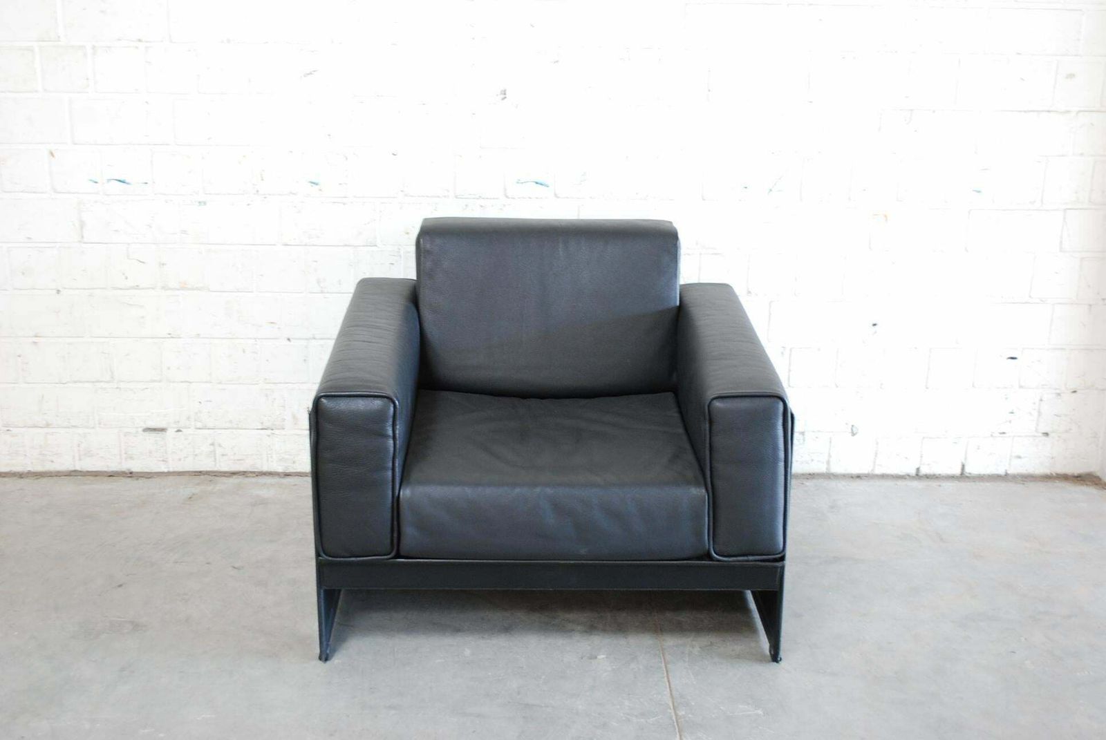 Matteo Grassi Korium Leather Armchair Or Chair Korium By Tito Agnoli photo for sale