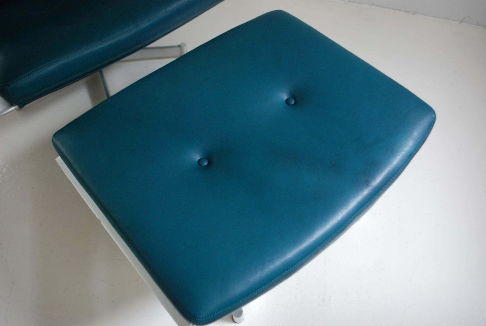 Kill International Fk 85 Lounge Chair And Ottoman Petrol By Kastholm & Fabricius photo vintage