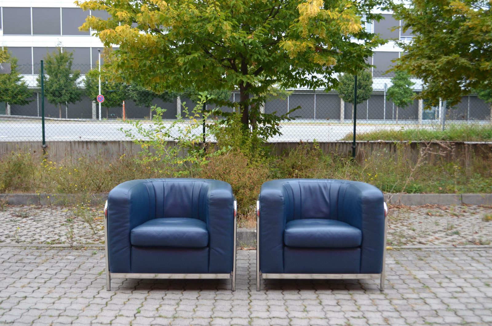 photo for sale Zanotta Onda Ensemble Lounge Set Sofa & 2 Armchair Blue Leather