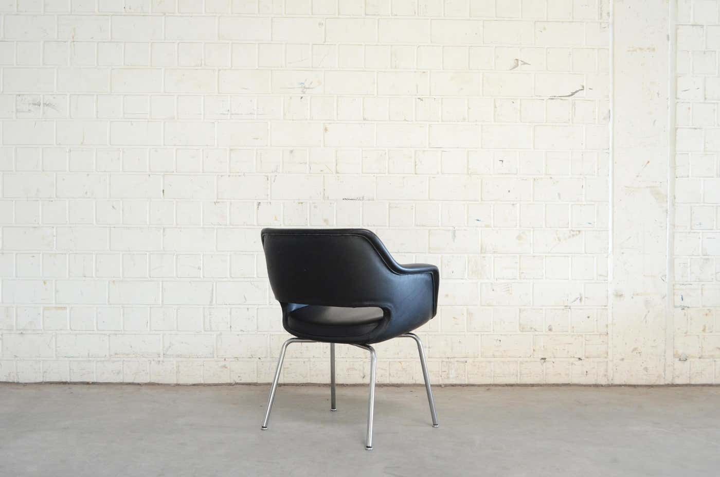 photo for sale Olli Mannermaa Set Of 4 Leather Kilta Chair By Eugen Schmidt & Cassina Martela