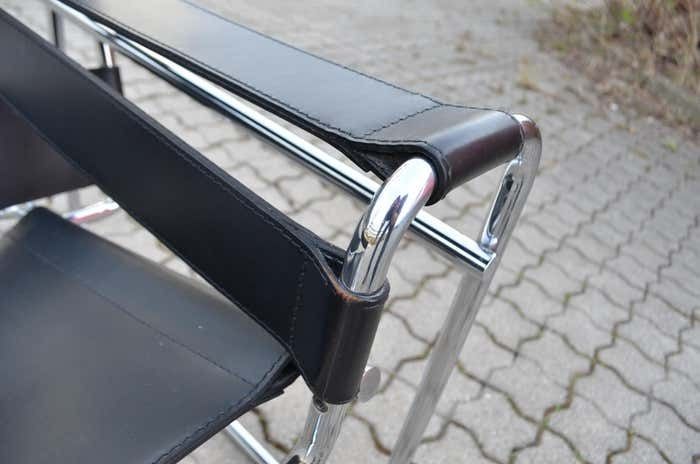 Knoll International Wassily Chair By Marcel Breuer Black Leather photo vinterior