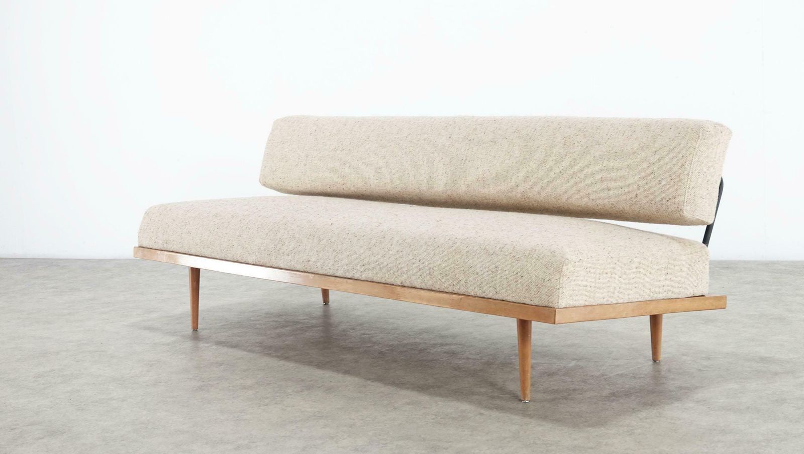 photo vinterior Josef Pentenrieder Minimalist Daybed Convertible Sofa For Hans Kaufeld, 1954