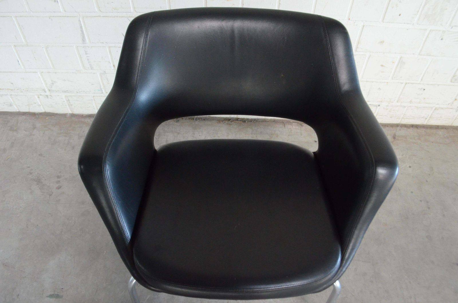 photo for sale Olli Mannermaa Pair Of Leather Kilta Chair By Eugen Schmidt & Cassina Martela