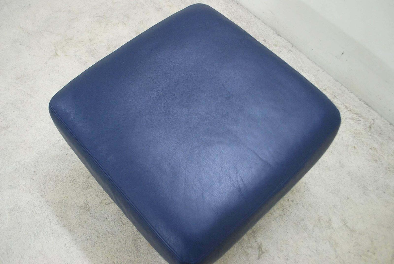 photo for sale De Sede Ds 17 Pair Of Blue Leather Ottoman Or Pouffe