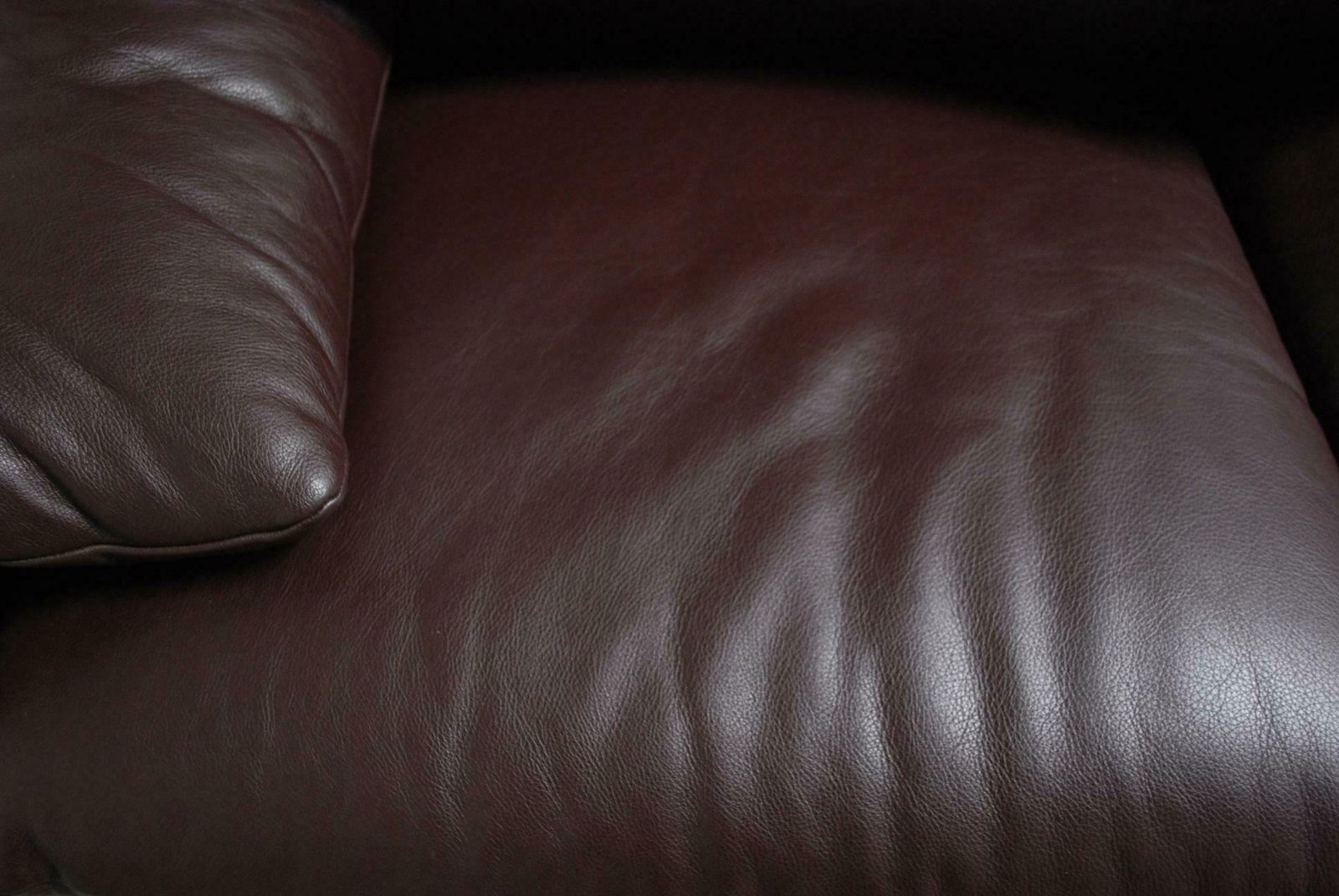 Cassina Maralunga Ensemble Leather Sofa And 2 Chairs And 1 Ottoman photo vinterior