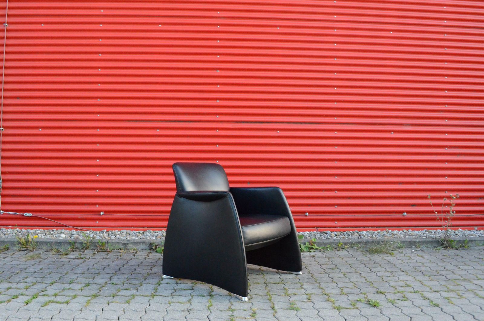 De Sede Black Leather Armchair photo 2115.0