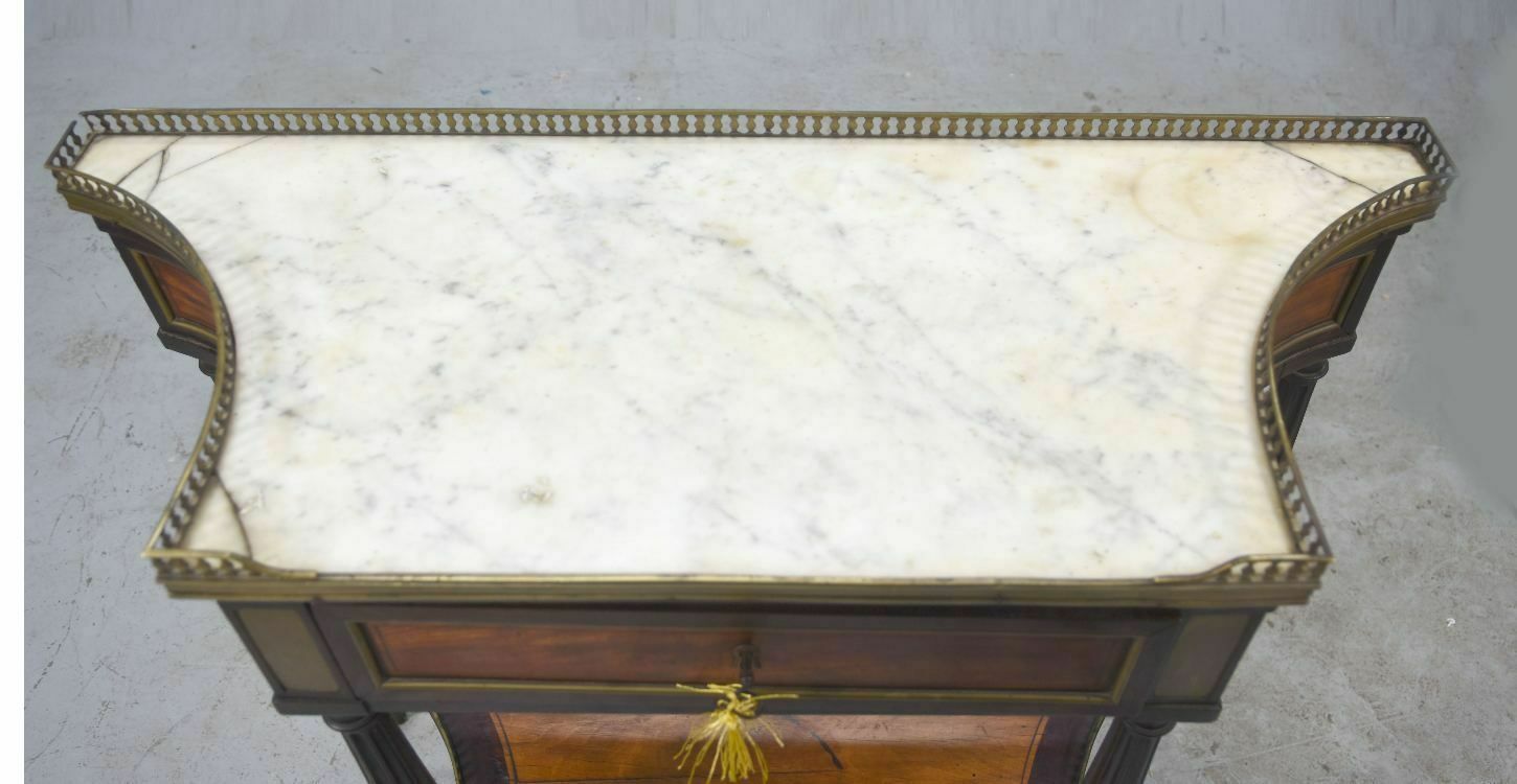 Louis XVI Period Console In Mahogany And Bronze Gallery photo vinterior