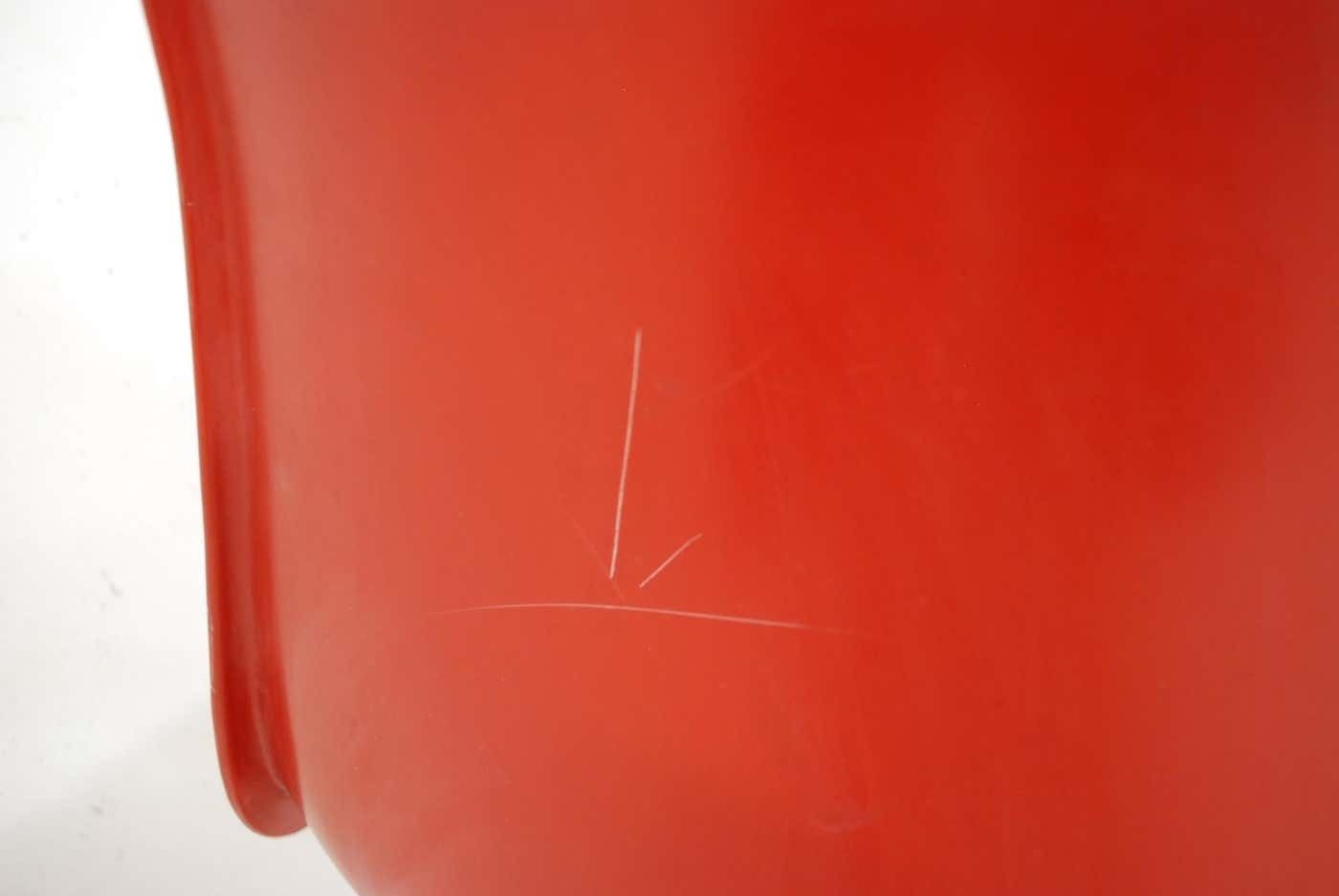 photo vinterior Steen Ostergaard Model 290 Pair Of Red Chair For Cado, 1970