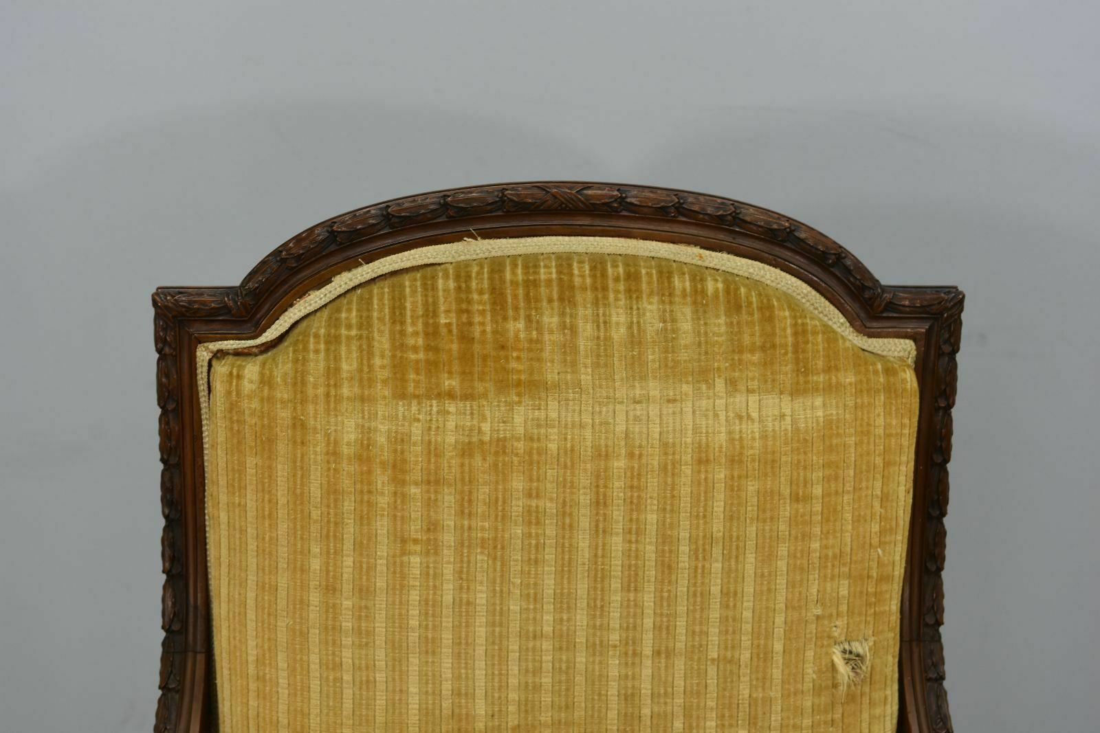 Living Room With Louis XVI Style Chairs And Armchairs 4 Pieces Late 19th Century In Walnut photo vintage