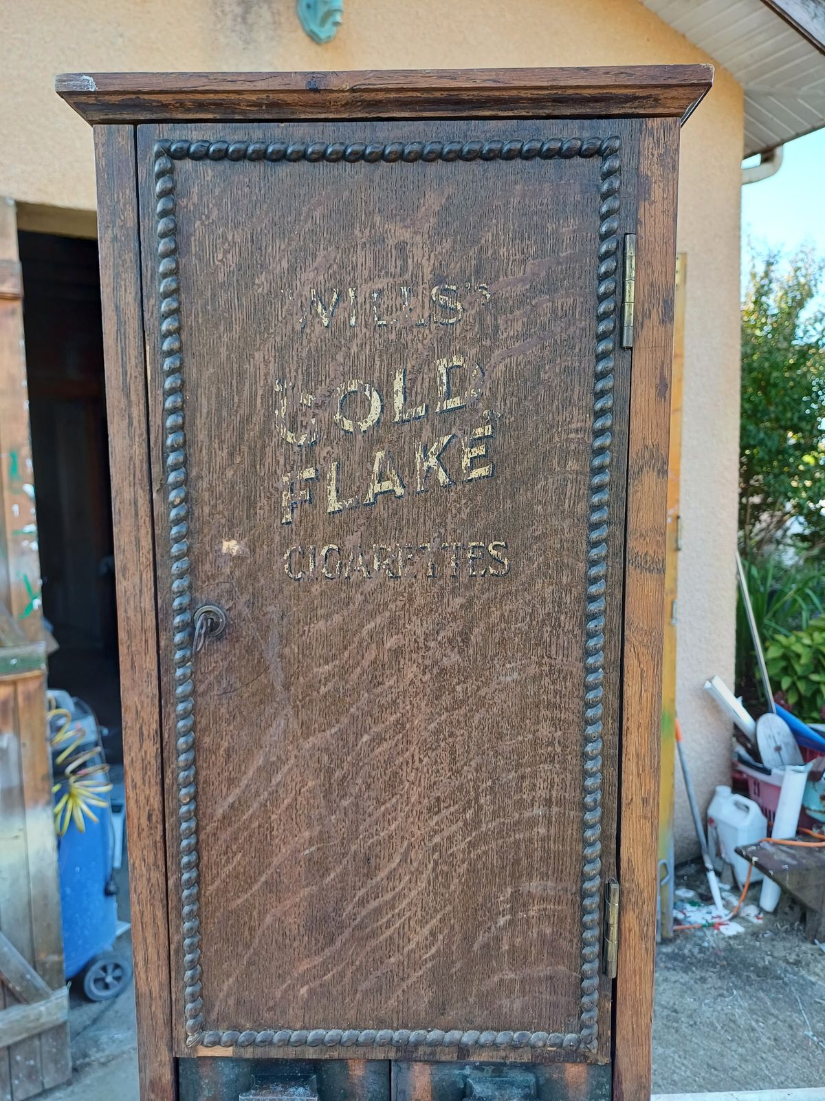 Ovill's 1900 Gold Flakes Cigarette Dispenser photo vintage