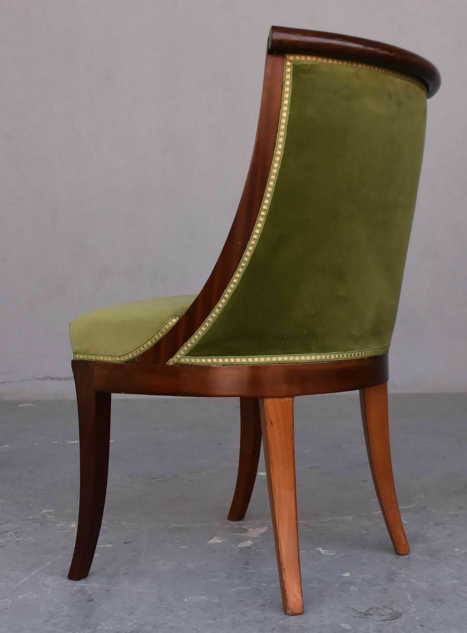 photo furniture 4 Room Living Room Restoration In 19th Century Mahogany