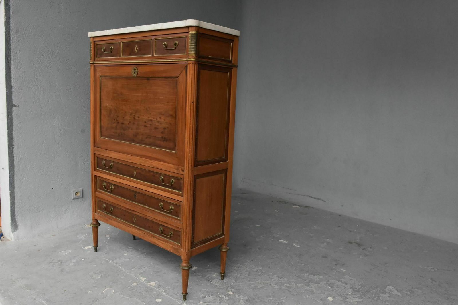 Secretary Desk With 18th Century Mahogany Doors And Cloverleaf Locks photo furniture