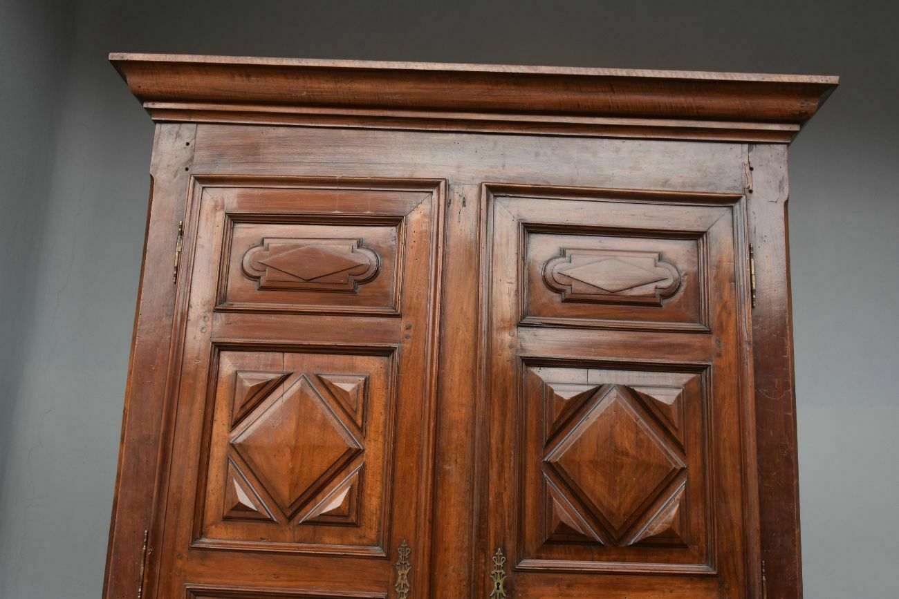 Eighteenth Century Walnut Cabinet With Diamond Tipped