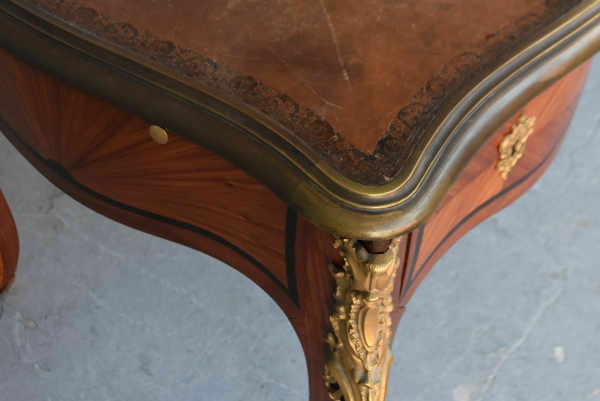 13034.0 Napoleon III Desk With Rich Gilded Bronze Register photo
