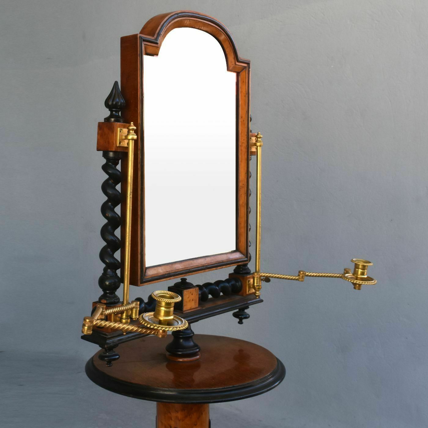 Charles X Barber With Counterweight System photo furniture