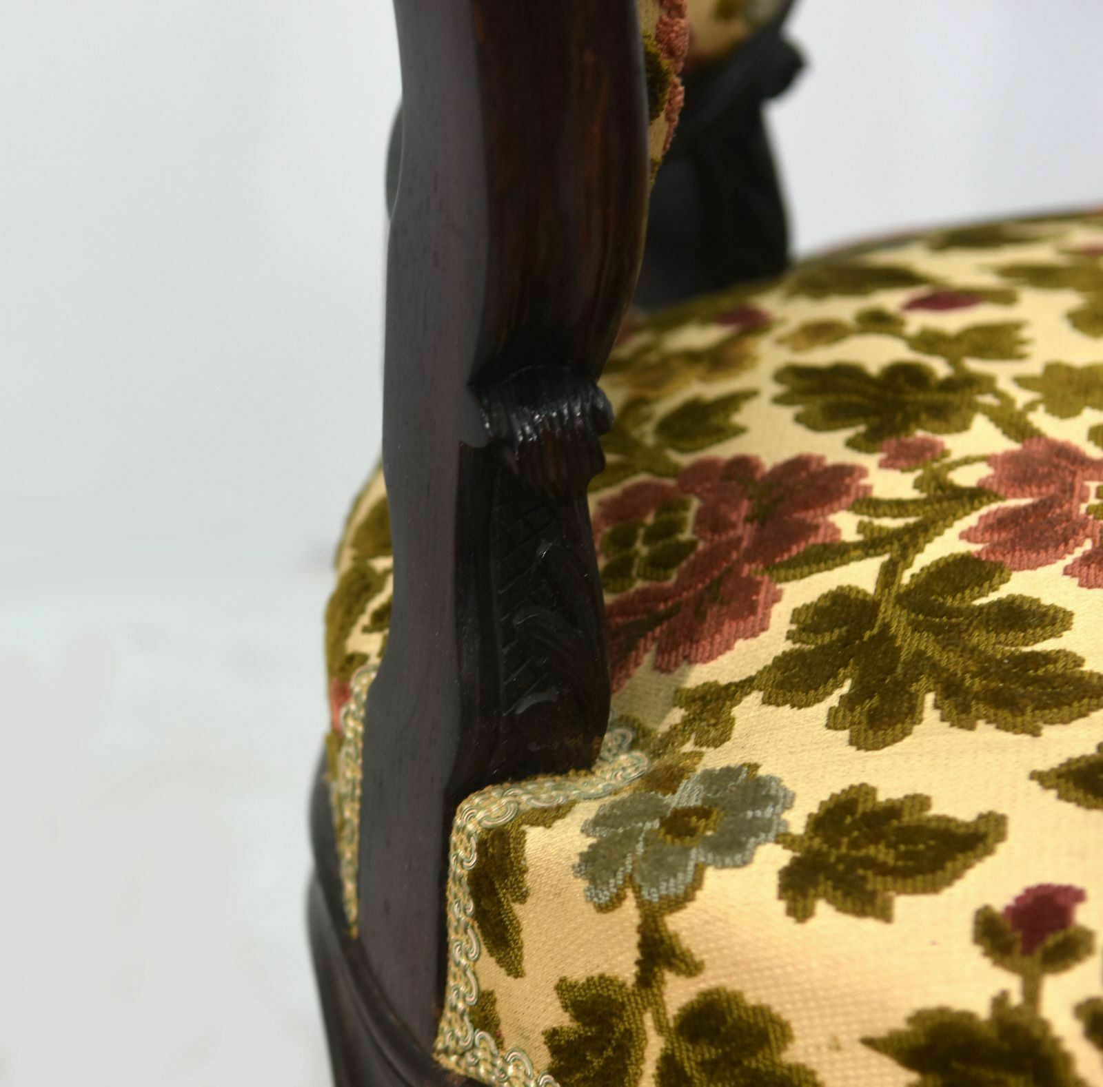 photo vintage Living Room Chairs And Armchairs And Gilded Bronzes 4 Pieces Late 19th Century Precious Wood