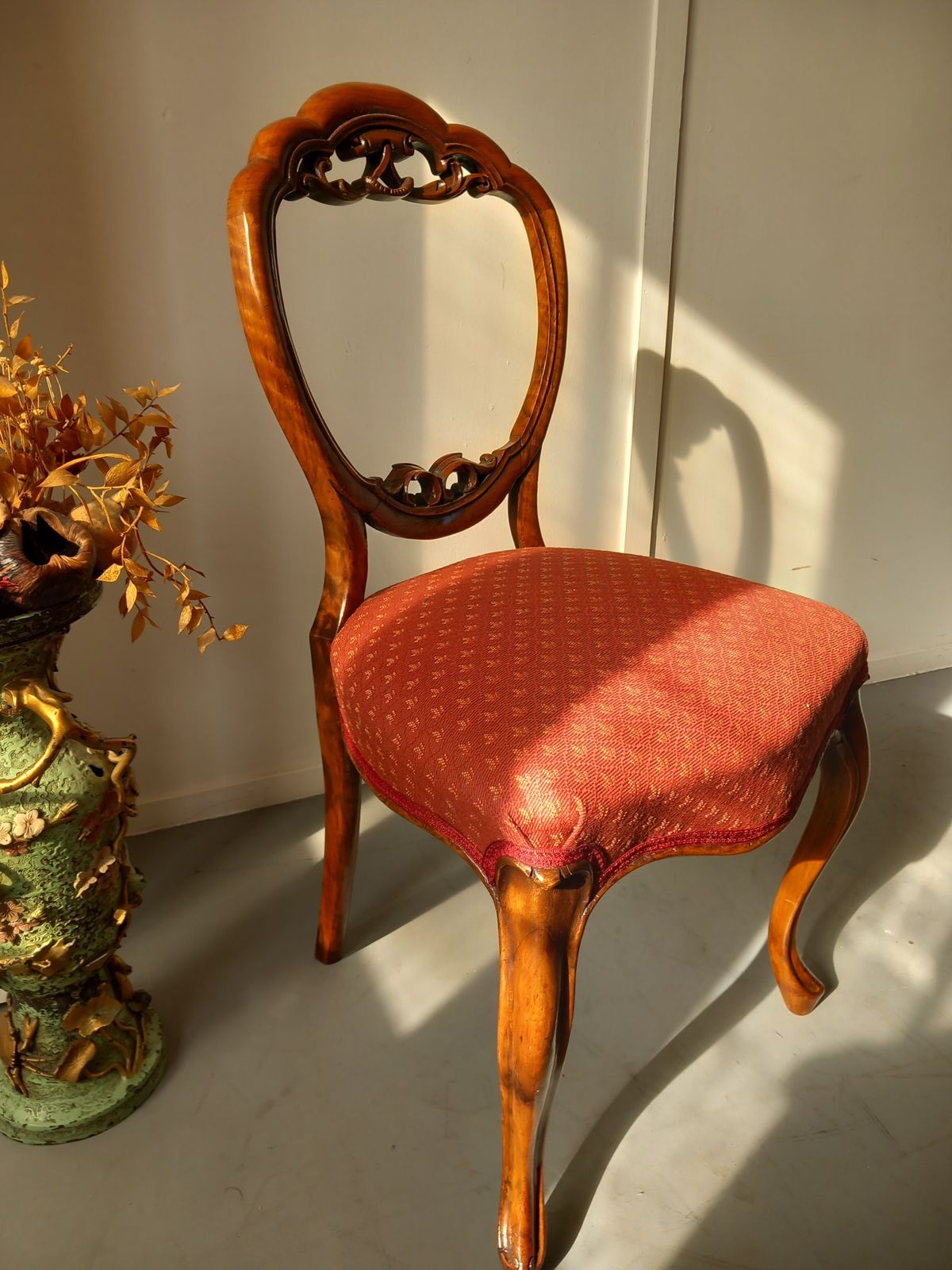 Dining Chair, 1800s, Walnut, Antique photo Furniture