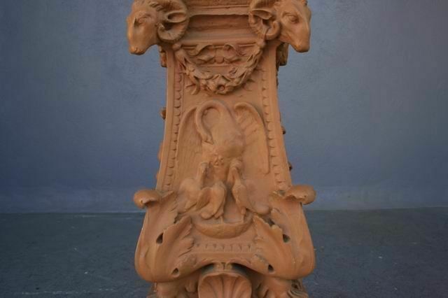 photo vintage Louis XVI Style Terracotta Harness