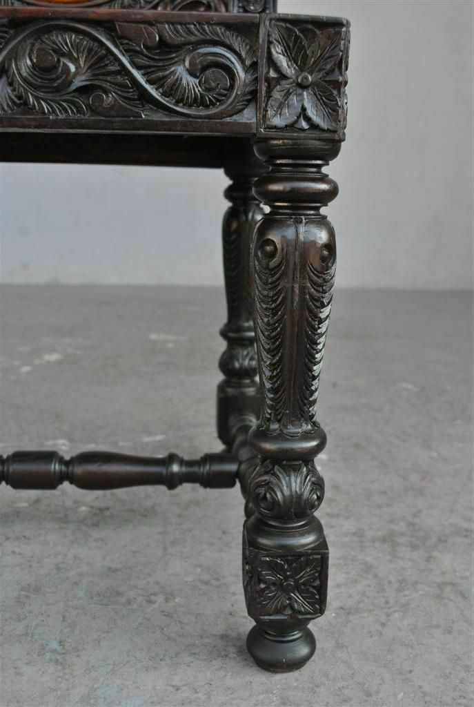 photo vinterior 19th Century Indian Rosewood Chair
