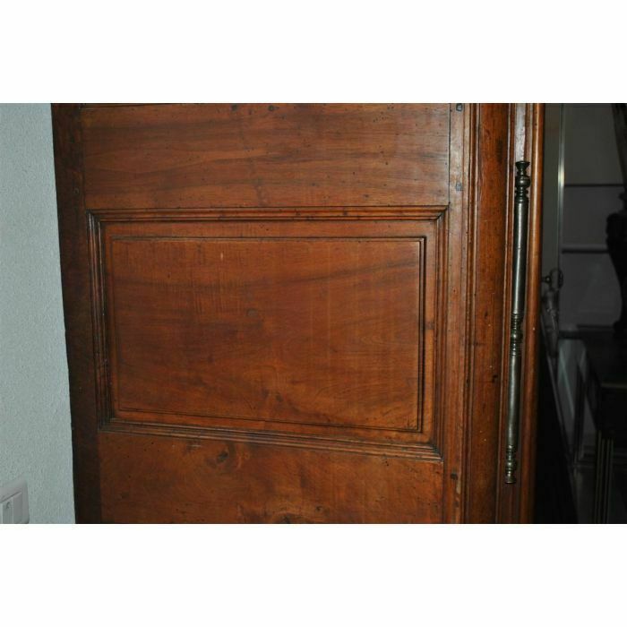 18th Century Castle Wardrobe Walnut photo Furniture