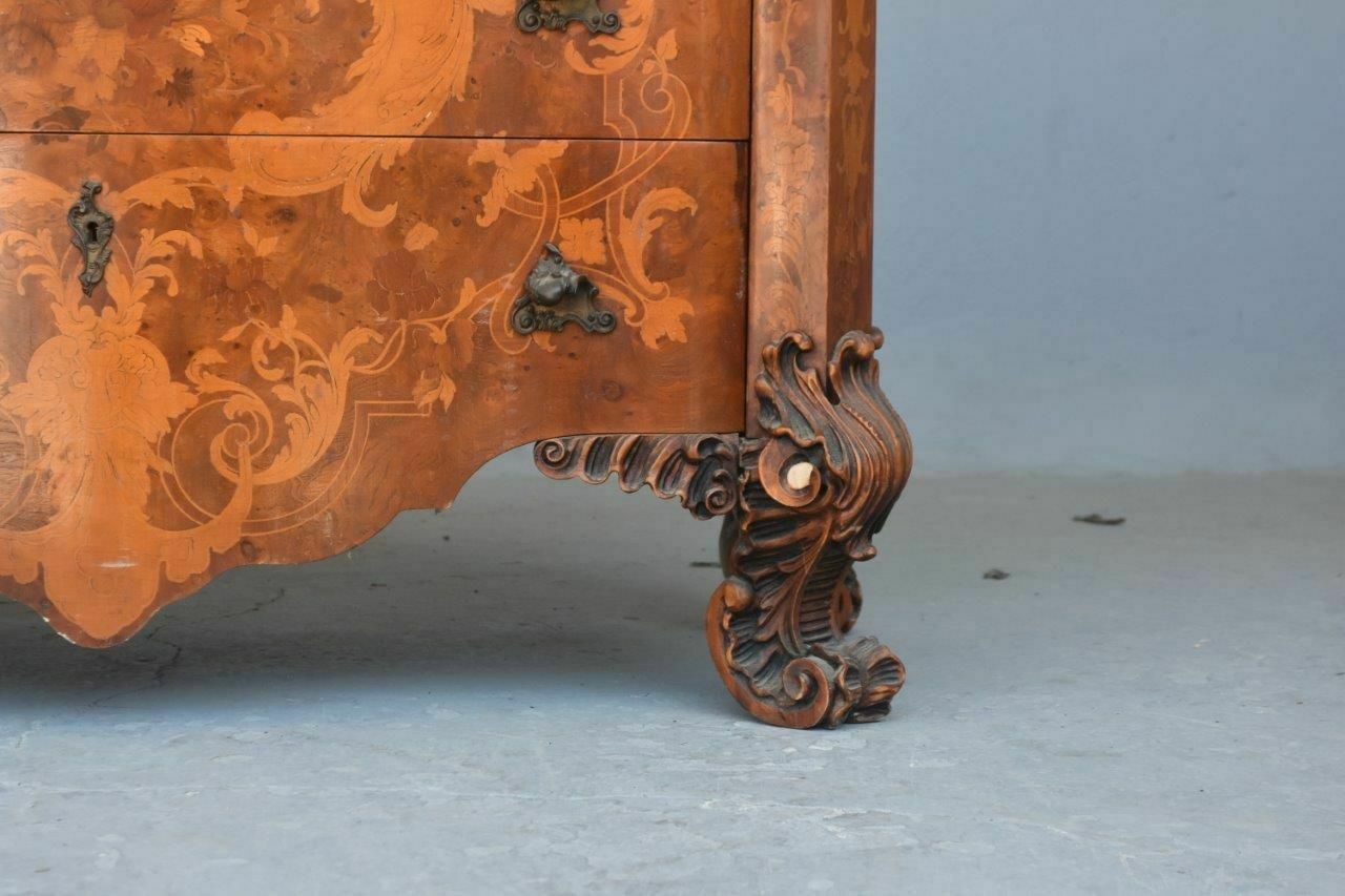 Inlaid Chest Of Drawers Decorated With Arabesques Of Flowers And Birds, 19th Century photo vinterior