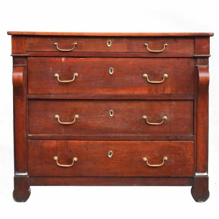 Chest Of Drawers With Walnut Stock, Restoration Period, Late 19th Century