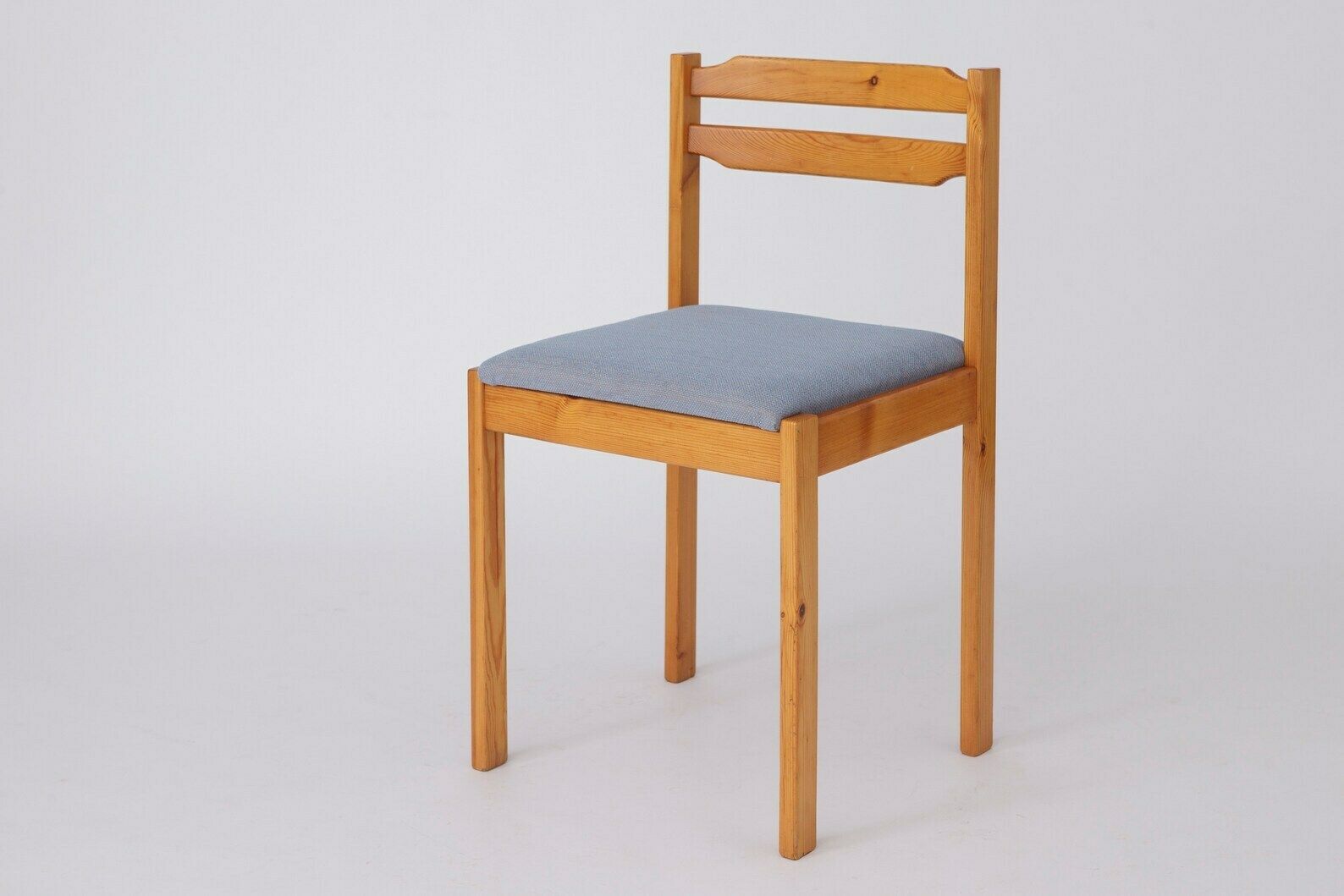 Pair Of Vintage Chairs Spruce Wood 60s 70s photo vinterior