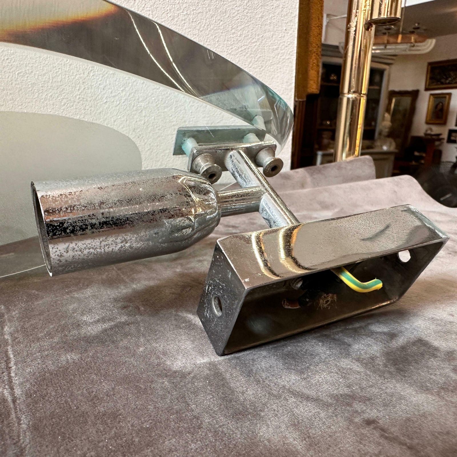 1960s Fontana Arte Style Heavy Glass And Steel Space Age Italian Wall Sconce photo buy