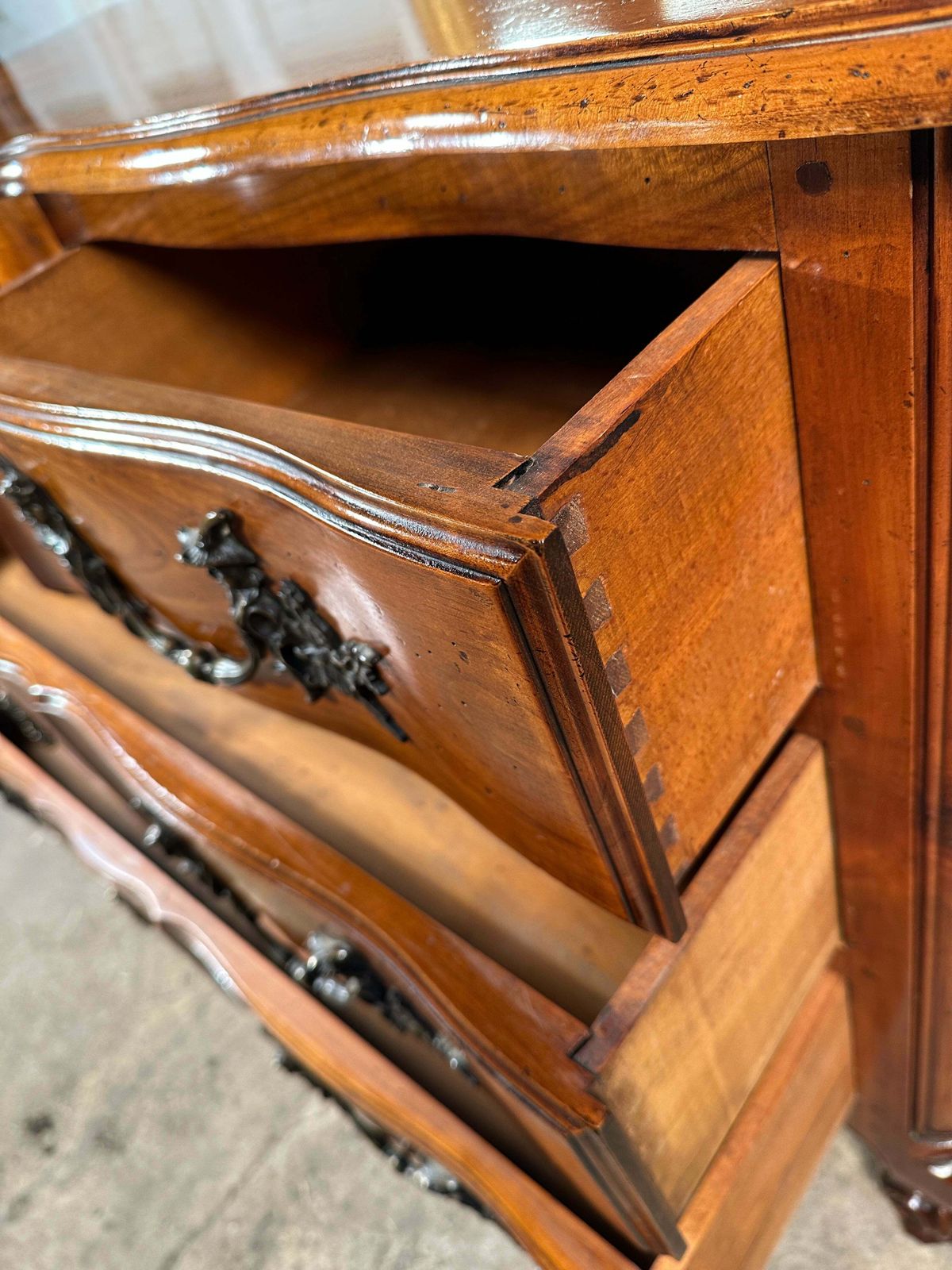 Beautiful Antique French Fruitwood Serpentine Commode Chest Of Drawers Circa 1890 photo 1050.0
