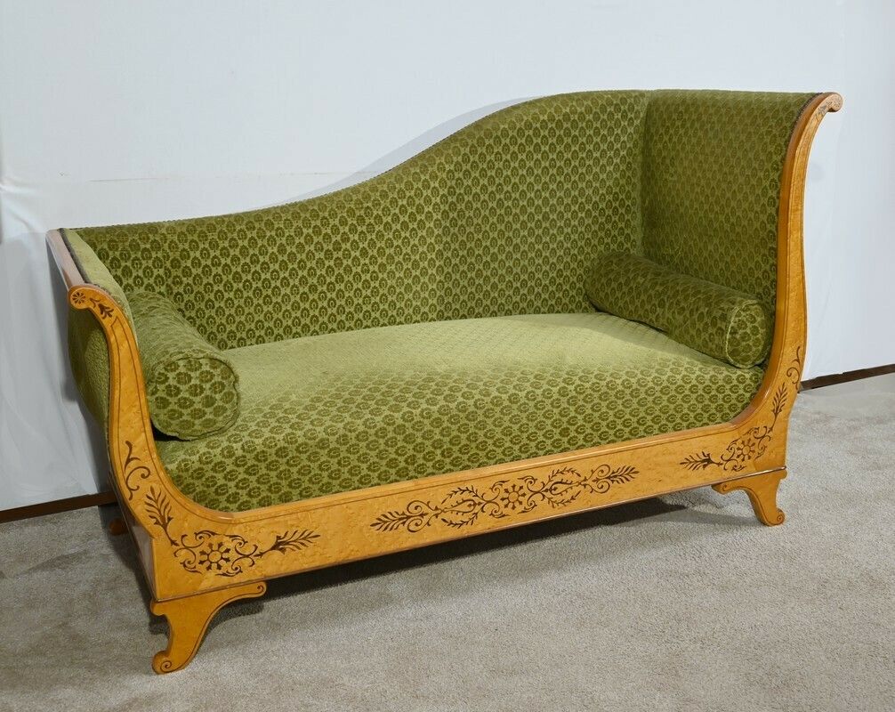 Maple Speckled Daybed, Charles X Period – Early 19th Century photo furniture