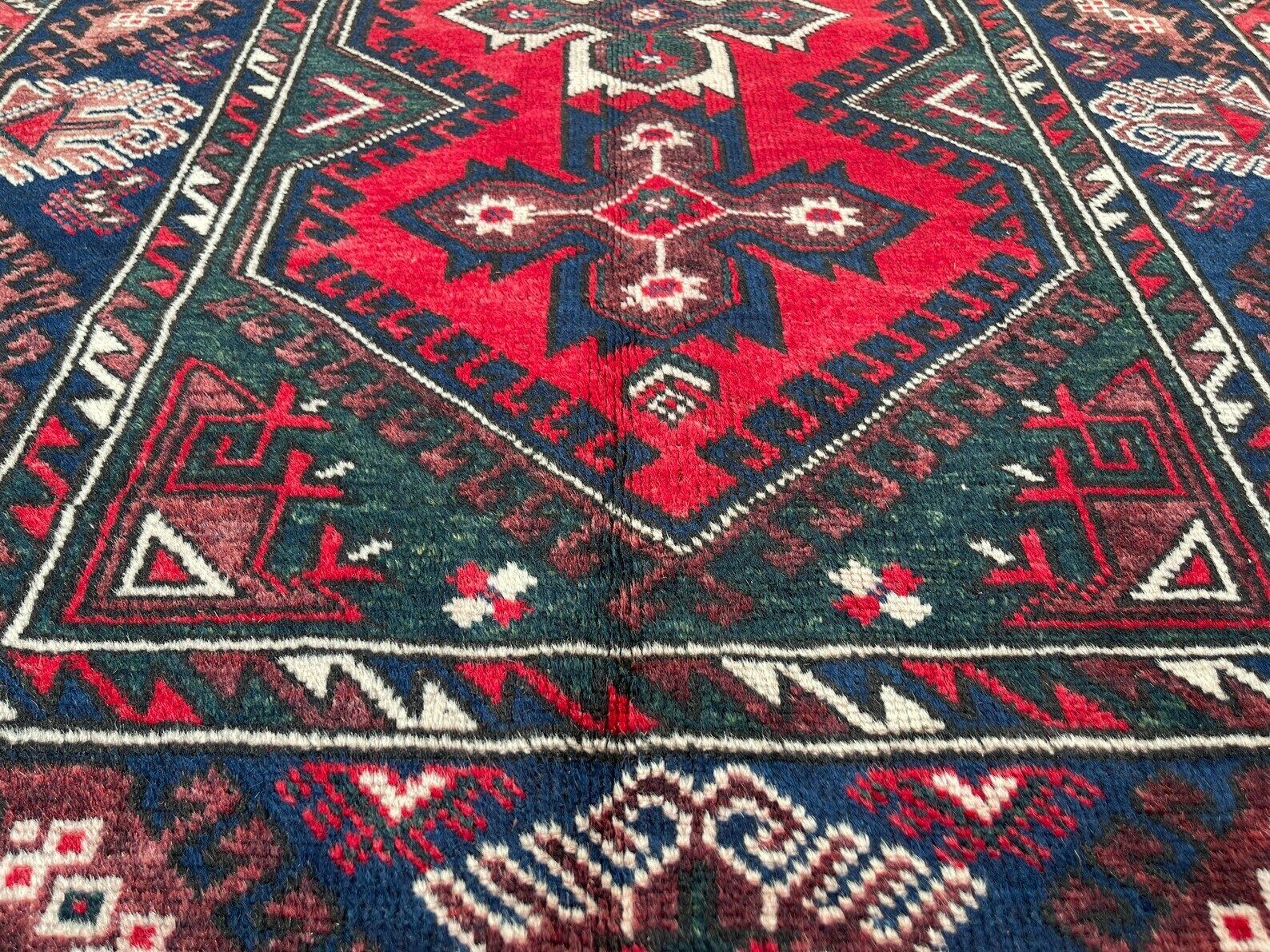 Vintage Turkish Dosemealti Rug , 191 X 131 Cm photo 596.0